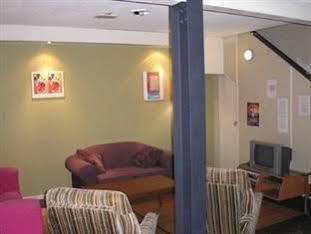 Hostel The Connection Travellers